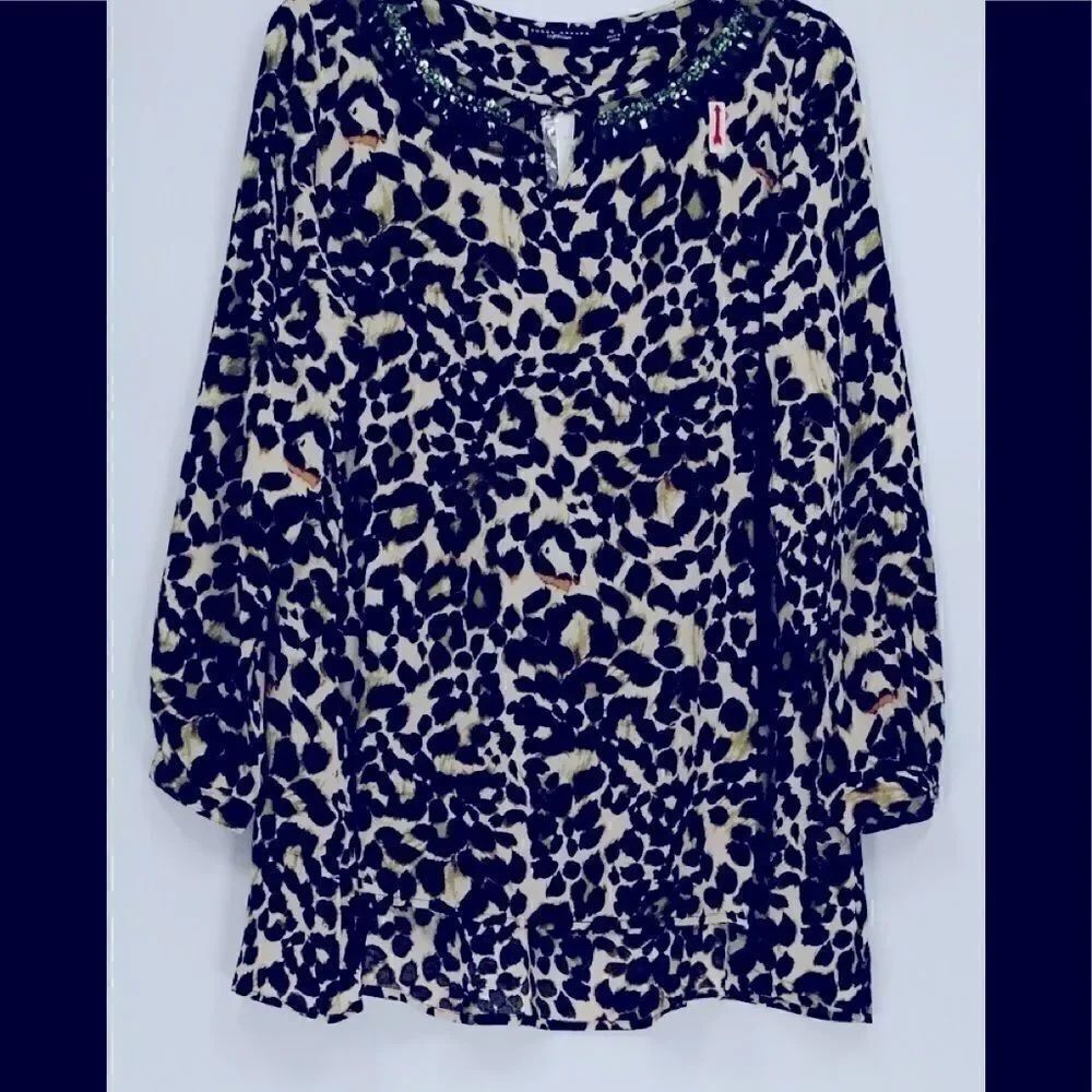 Susan Graver Artisan printed feather weave blouse